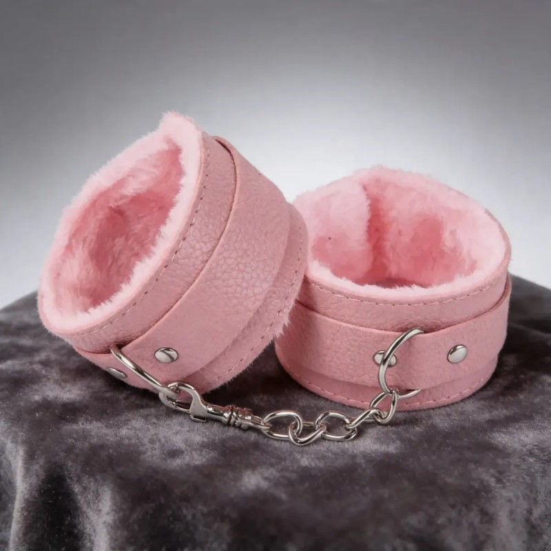 EXITOYS ESPOSAS CUERO Y PELUCHE