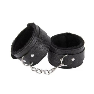 EXITOYS ESPOSAS CUERO Y PELUCHE NEGRA